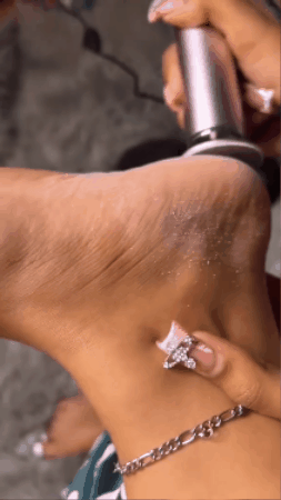 GIF 1
